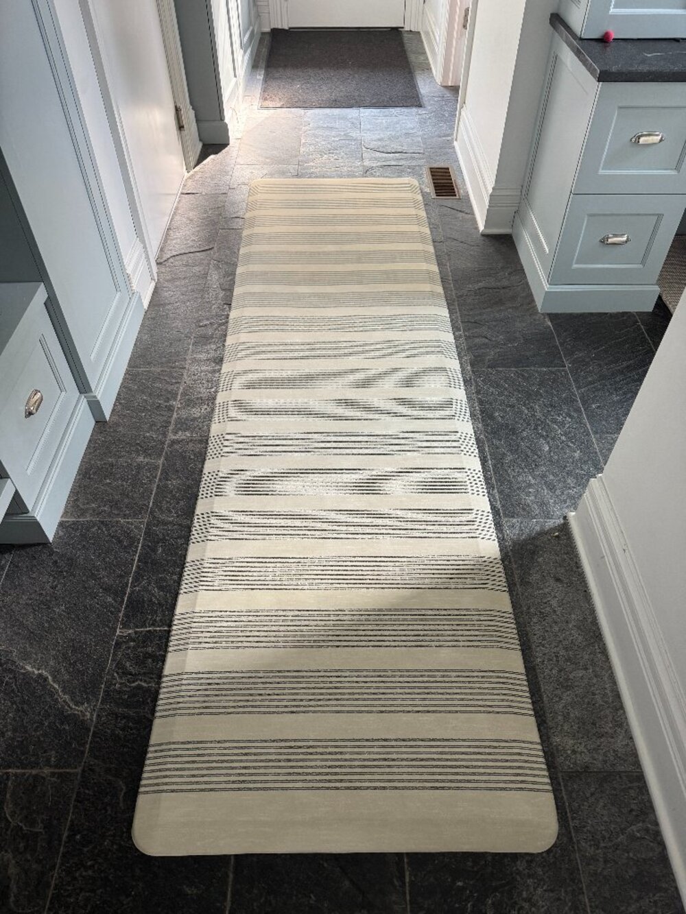 House of Noa - Nama Standing Kitchen Foam Floor Mat (Abbott, Carbon) 30 x 108